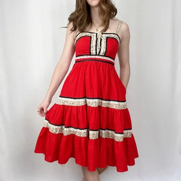 Vintage Cottagecore Tiered Floral Lace Milkmaid Alps German Peasant Midi Dress - Picture 11 of 11